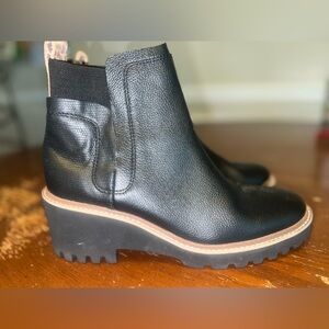 Dolce Vita Huey H2O Bootie Size 9.5